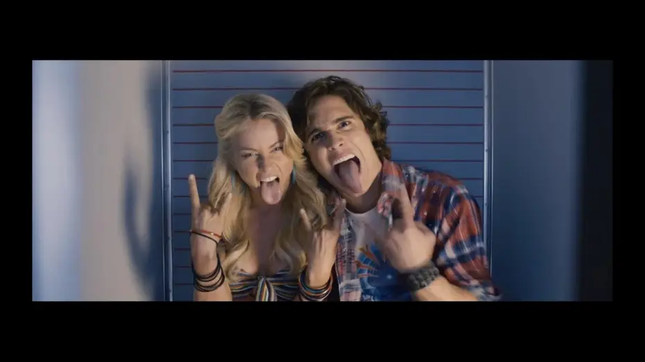 Watch film Rock of Ages | Rock Of Ages (La Era Del Rock) - Segundo Tr&aacute;iler Oficial HD