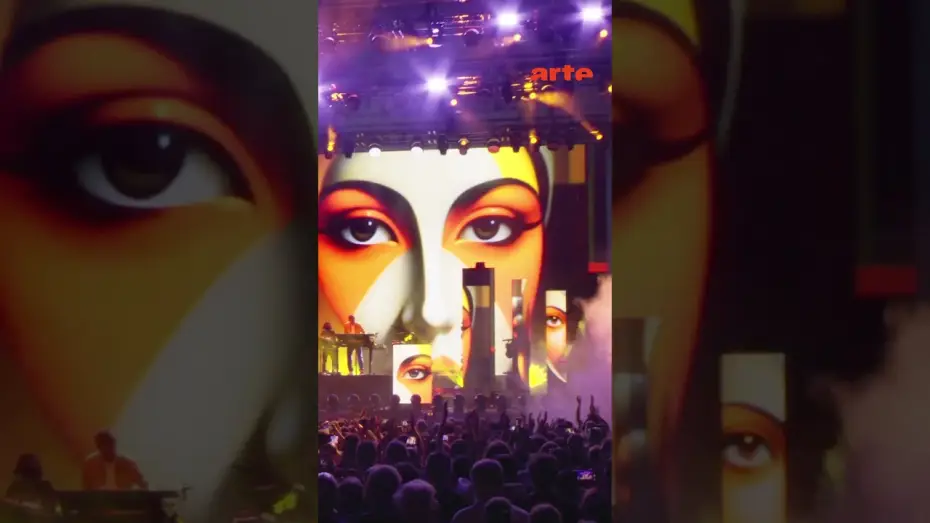 Watch film Jean-Michel Jarre Live in Sevilla | Le pionner fran&ccedil;ais de l&rsquo;&eacute;lectro, Jean-Michel Jarre offre un concert XXL &agrave; S&eacute;ville #dj &ndash;ARTE Concert