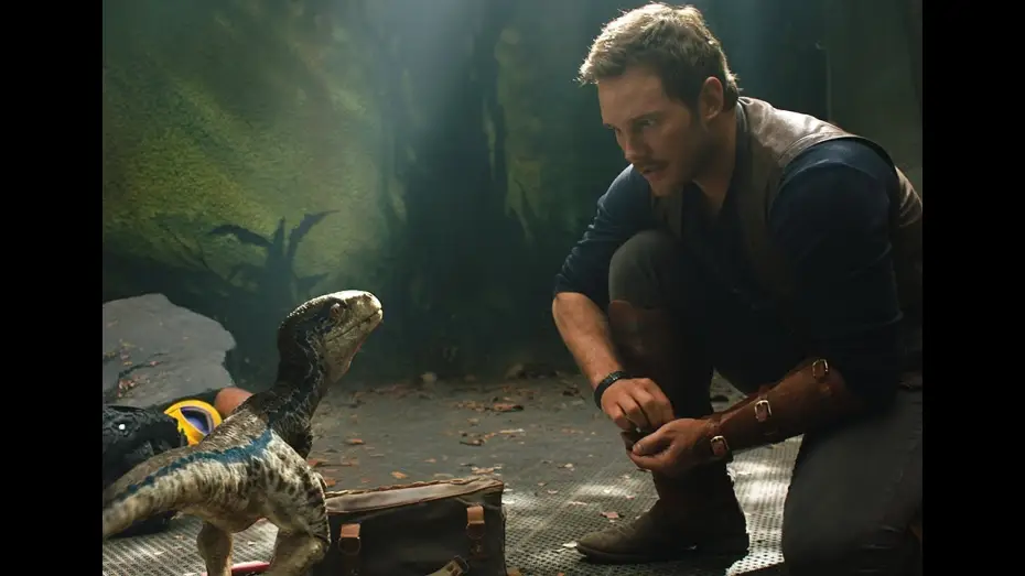 Watch film Jurassic World: Fallen Kingdom | JURASSIC WORLD: EL REINO CA&Iacute;DO &ndash; Featurette