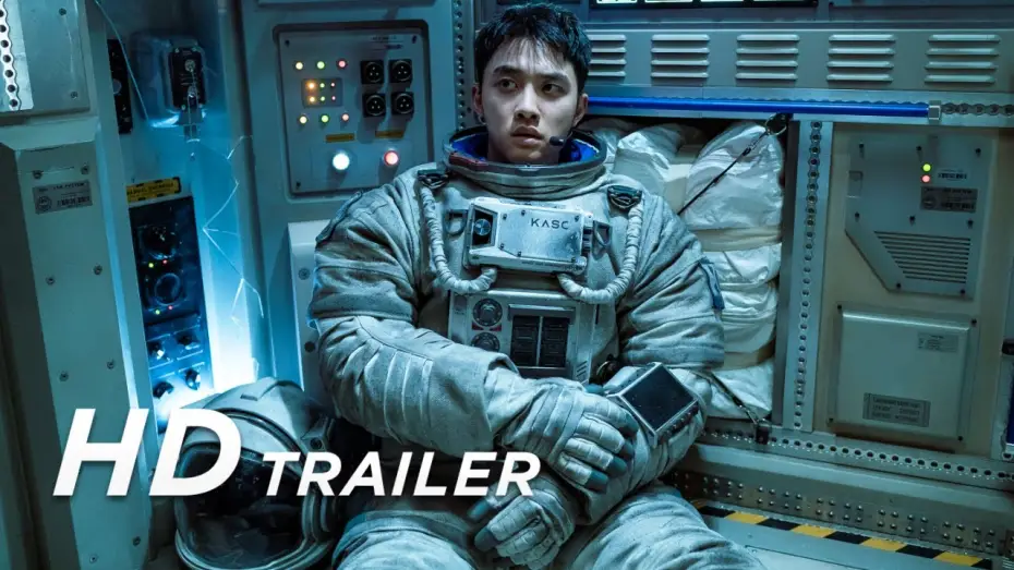 Watch film The Moon — Offizieller Trailer