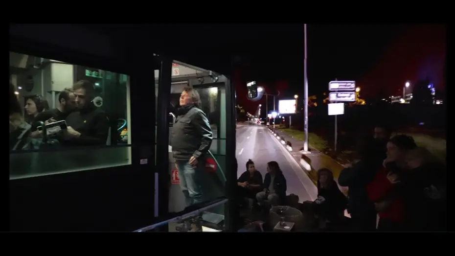 Watch film N121 Bus de nuit | Une prouesse technique avec Neoset