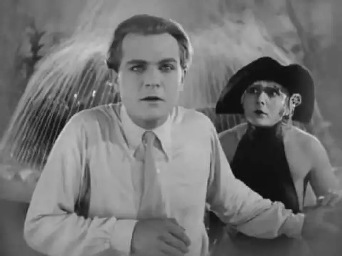 Watch film Metropolis | METROPOLIS 1927 - Dirigido por Fritz Lang.Trailer oficial