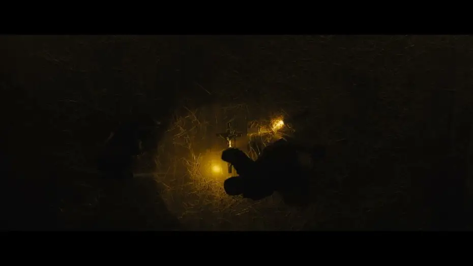 Watch film Longlegs | Le preghiere ci proteggono dall'oscurit&agrave;.
