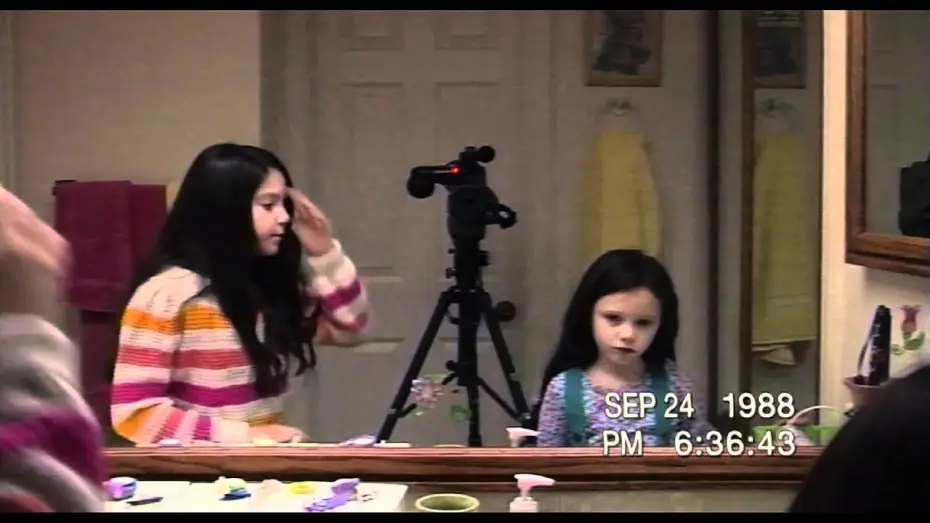 Watch film Paranormal Activity 3 — Paranormal Activity 3 - Trailer (Deutsch) HD