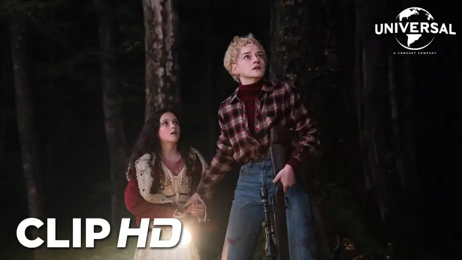 Watch film Wolf Man | Clip en espa&ntilde;ol - Atrapadas en la camioneta