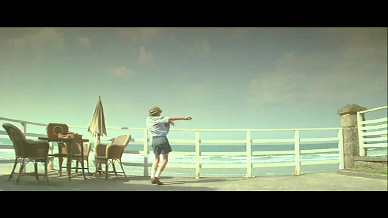 Watch film The Hairdresser's Husband | The Hairdresser's Husband; Le mari de la coiffeuse Trailer HD