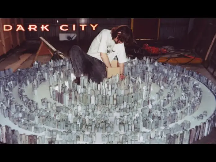 Watch film Dark City | DARK CITY miniature effects