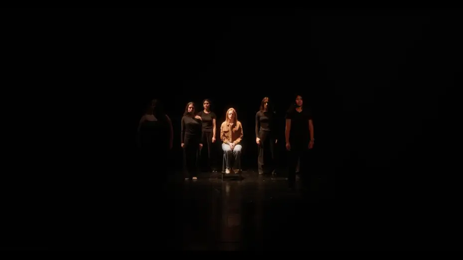 Watch film Comètée — Teaser COMÈTÉE