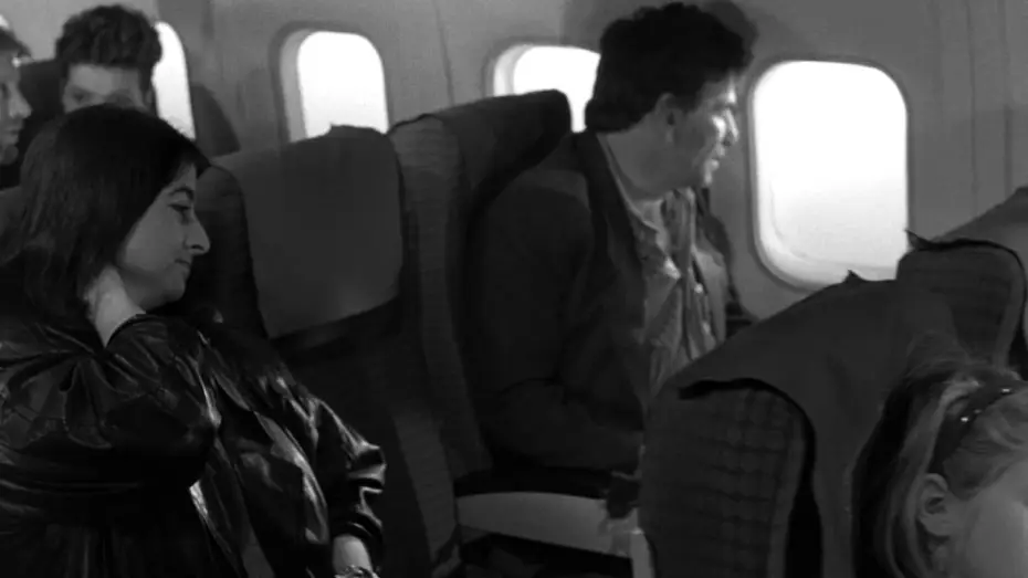 Watch film Wings of Desire | Der Himmel &uuml;ber Berlin - Filmausschnitt