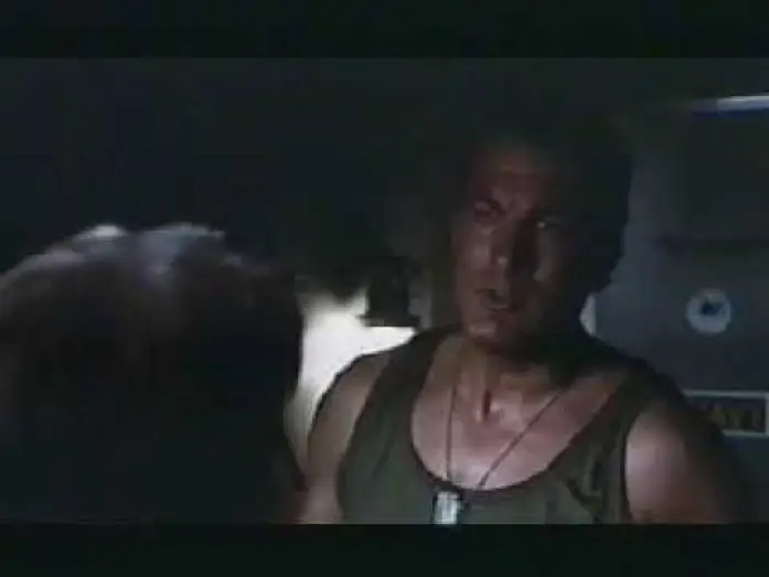 Watch film Under Siege | Alerta maxima (Trailer castellano)