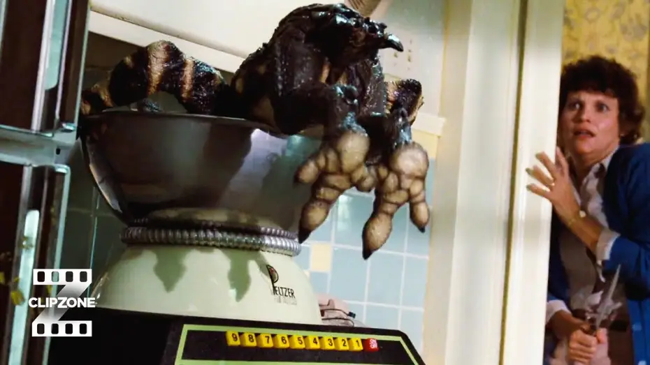 Watch film Gremlins — Chaos In The Kitchen