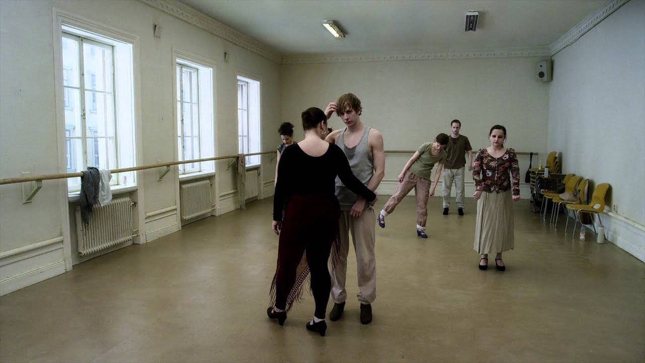 Watch film A Pigeon Sat on a Branch Reflecting on Existence | Голубь сидел на ветке, размышляя о бытии - Trailer