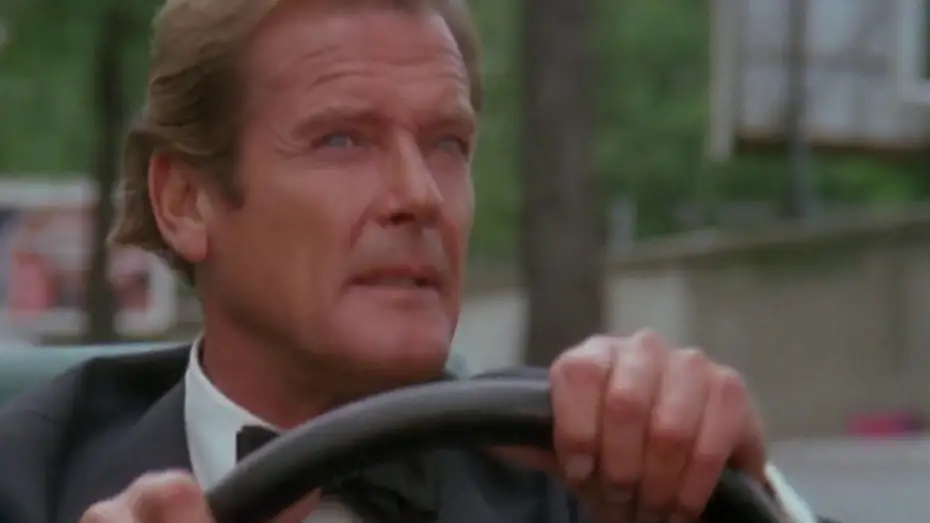 Watch film A View to a Kill | Bond pursues Mayday through Paris