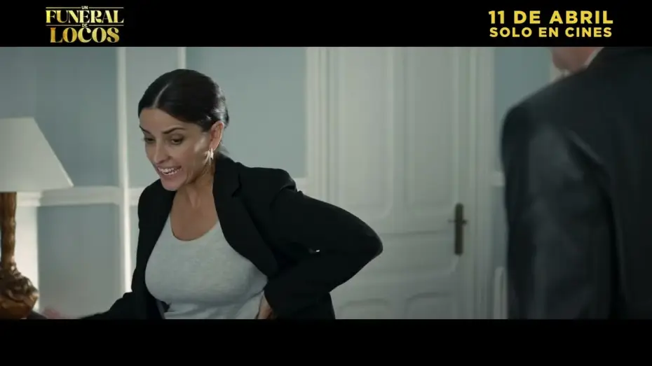 Watch film Death at a Funeral — ¿Pedir hacerse un selfie en un funeral?