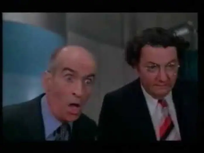 Watch film The Wing or the Thigh? | Tele 5 - promo Louis de Fun&egrave;s: Muslo o pechuga/La pata o la pechuga (1976) - 14/04/1992