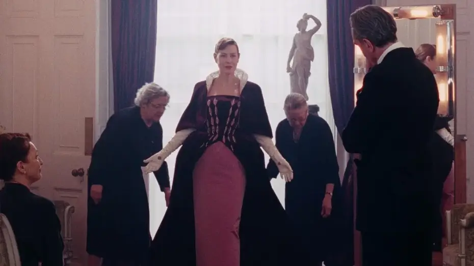 Watch film Phantom Thread — La realizzazione dei costumi de IL FILO NASCOSTO di Paul Thomas Anderson con Daniel Day-Lewis
