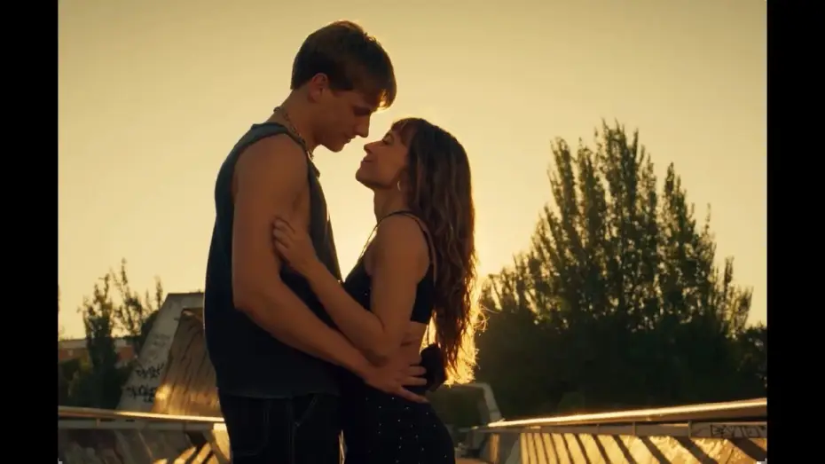 Watch film Every Side of the Bed | Todos Los Lados De La Cama | TRAILER OFICIAL | 14 de noviembre en cines