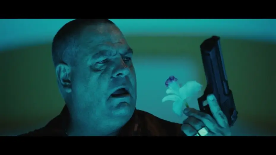 Watch film Colombiana | COLOMBIANA - Extrait: Piscine