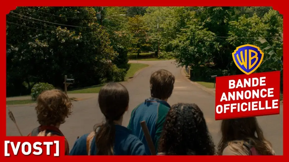 Watch film Flowervale Street | La fin d&rsquo;Oak Street | Bande-annonce officielle (VOST) | Anne Hathaway, Ewan McGregor
