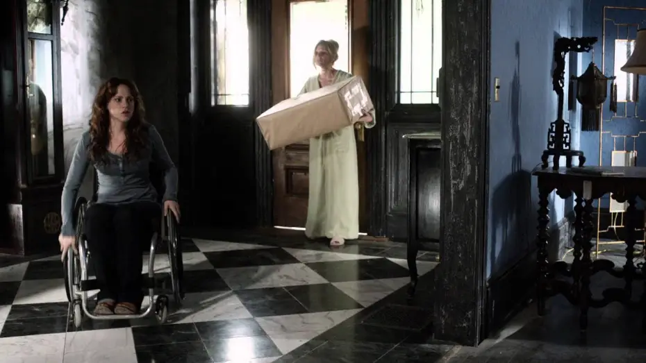Watch film Curse of Chucky | La Mal&eacute;diction de Chucky - Bande Annonce (VF)