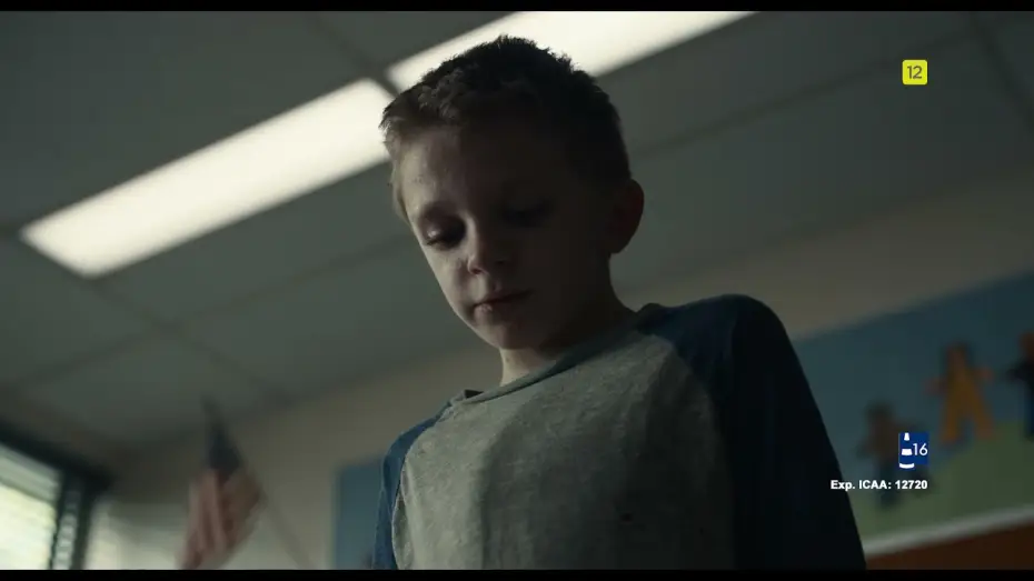 Watch film Antlers — Antlers: Criatura Oscura | Escena: 'Tres osos' | HD