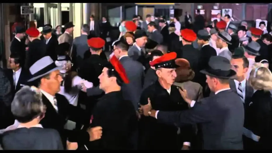 Watch film North by Northwest | La Mort aux trousses d'Alfred Hitchcock : bande-annonce 2014