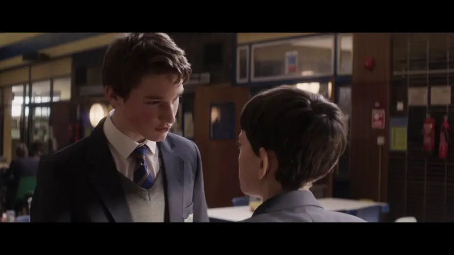 Watch film A Monster Calls | QUELQUES MINUTES APRES MINUIT - Extrait Ne plus &ecirc;tre invisible - VF