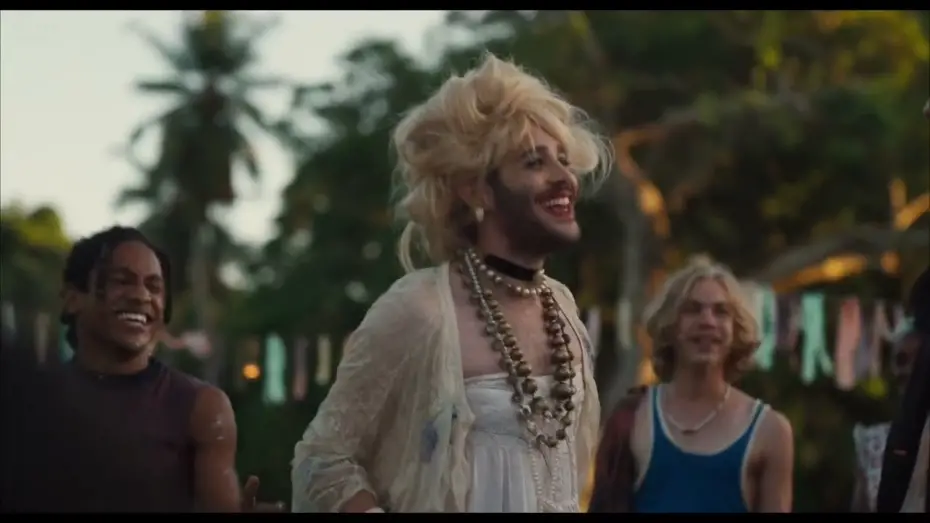 Watch film Los Frikis | L&aacute;grimas Negras