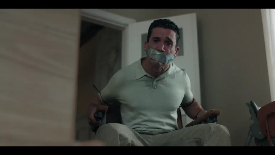 Watch film La silla | LA SILLA - Tr&aacute;iler oficial - Solo en cines el 12 de junio