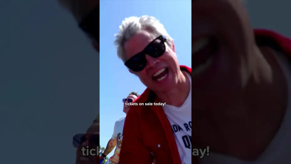 Watch film Jackass: Best and Last — one last ride in the stretch limousine of shopping carts.