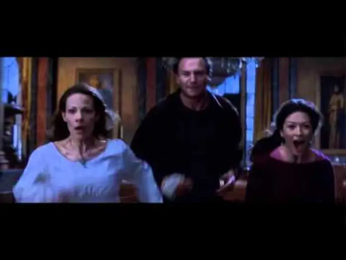 Watch film The Haunting | The Haunting (La guarida) en Cosmopolitan TV