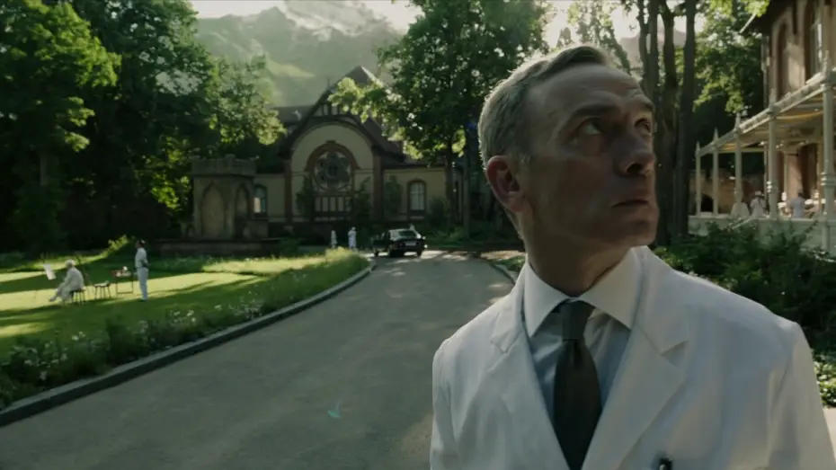 Watch film A Cure for Wellness | LA CURA DEL BIENESTAR | Tr&aacute;iler | 24 de marzo en cines