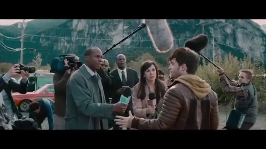 Watch film Horns | HORNS - Tr&aacute;iler HD