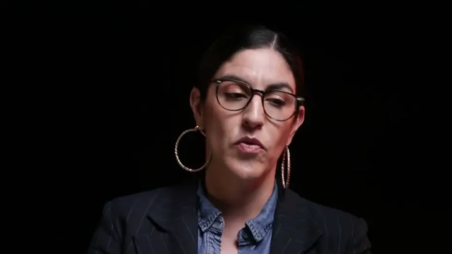 Watch film El Guardián — EL GUARDIÁN | Entrevista con Cristina Velasco