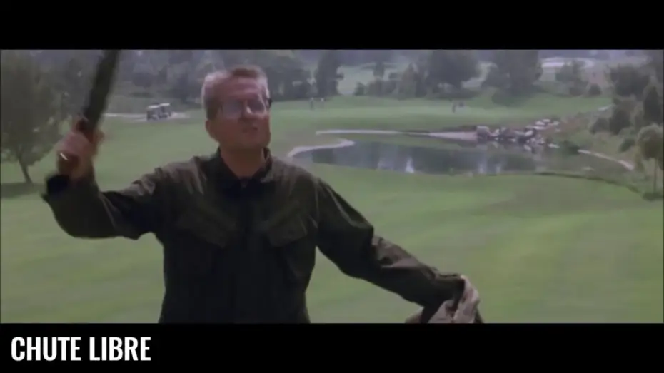 Watch film Falling Down | Chute libre - Sc&egrave;ne culte &ndash; Fusil &agrave; pompe au golf