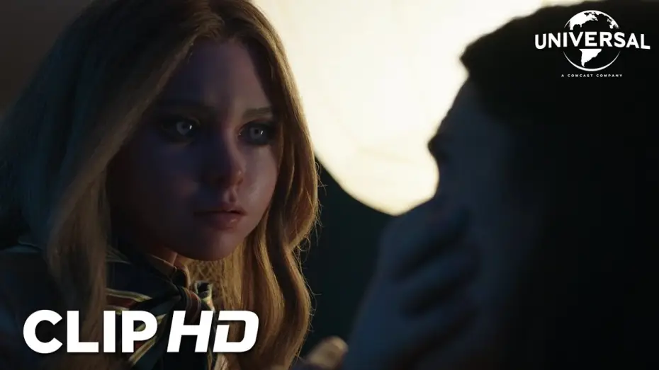 Watch film M3GAN — Clip - M3GAN intenta consolar a Cady mientras pelea con Gemma