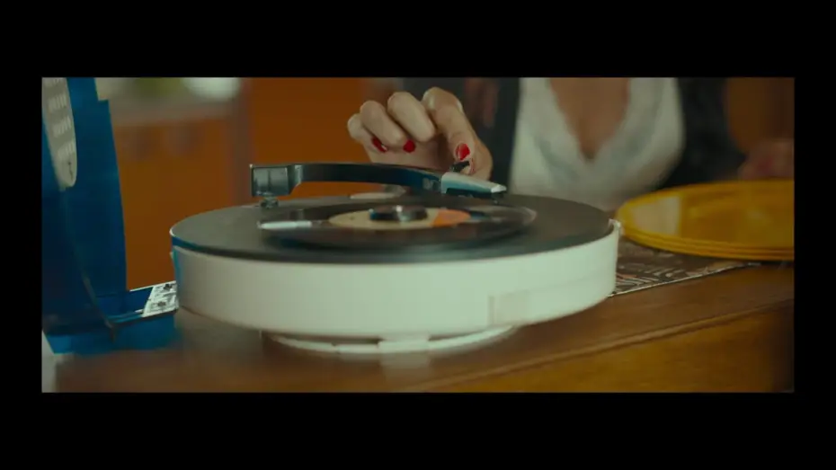 Watch film L'immensit&agrave; | Clip Rumore