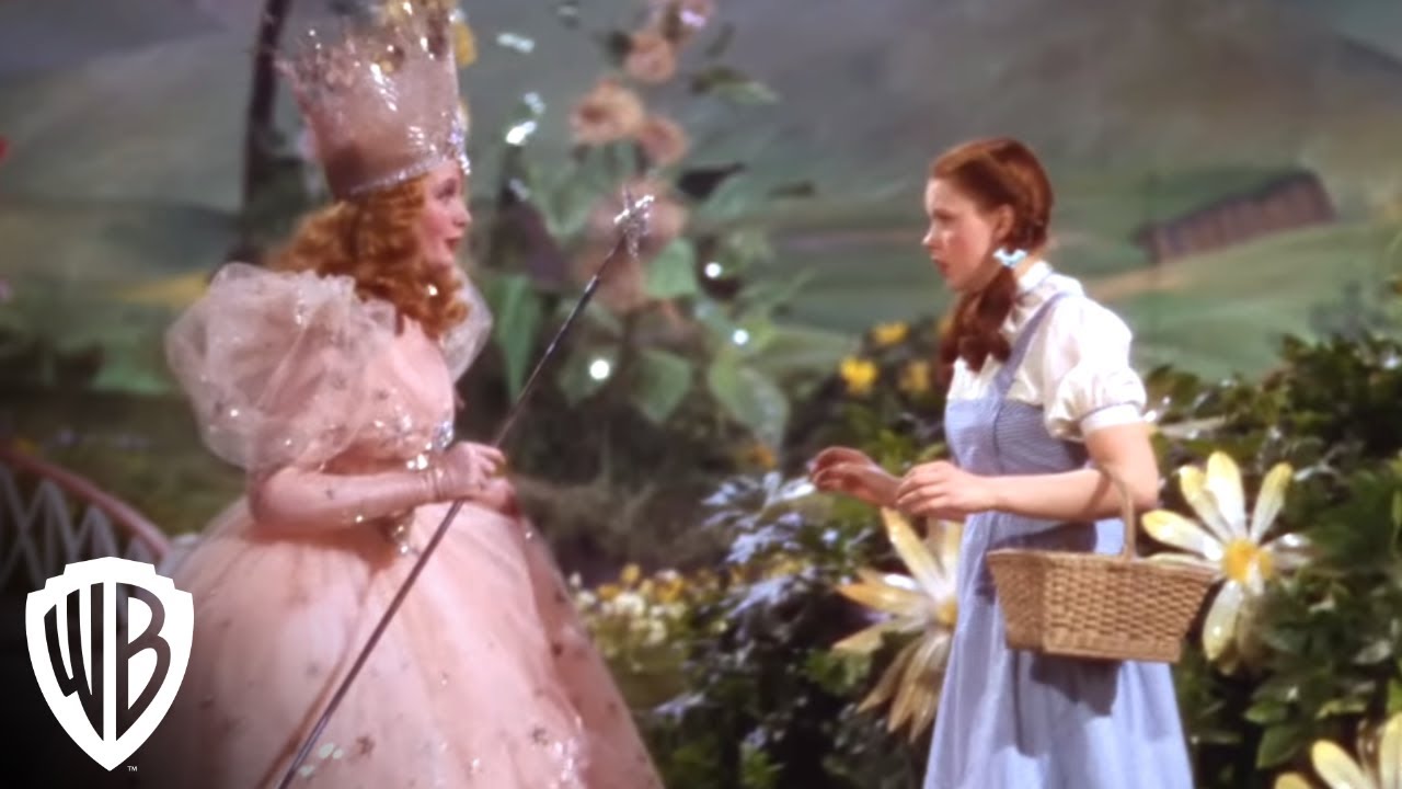 Watch film The Wizard of Oz | Munchkinland