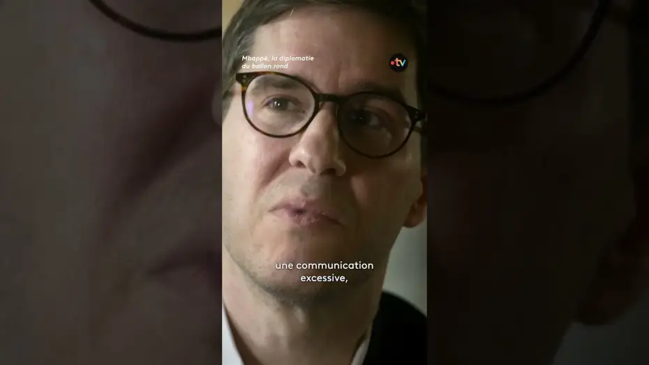 Watch film Mbappé, la diplomatie du ballon rond — La polémique lancée par Emmanuel Macron lors de la Coupe du monde 2022