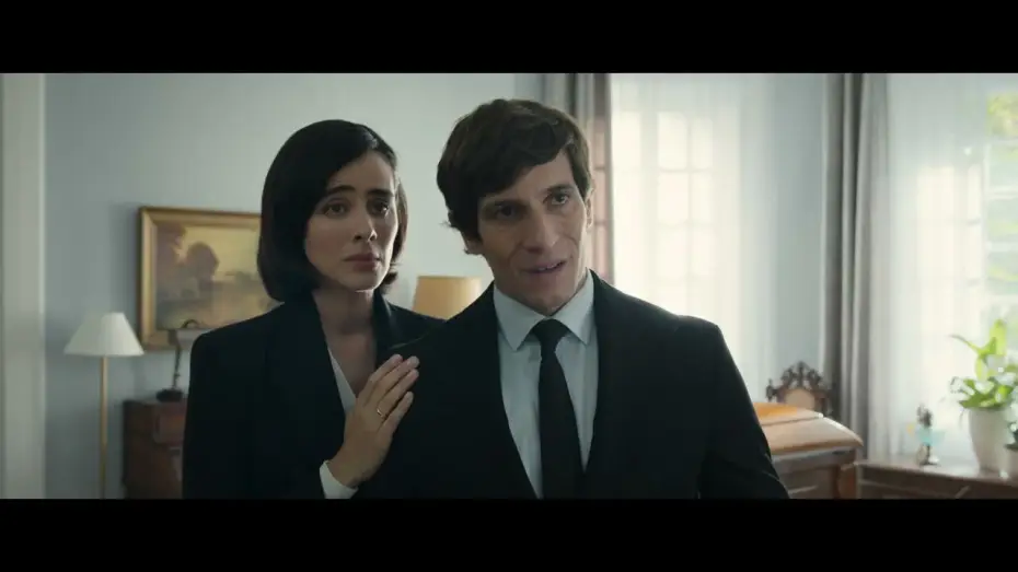 Watch film Death at a Funeral — ¡Aquí no descansa en paz nadie!