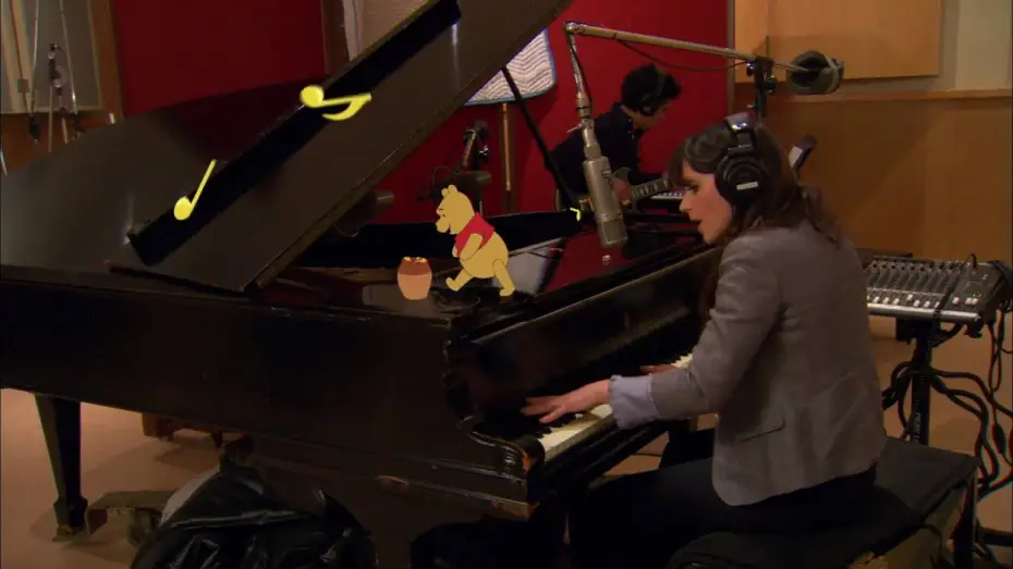 Watch film Winnie the Pooh — Winnie the Pooh, la colonna sonora eseguita da Zooey Deschanel