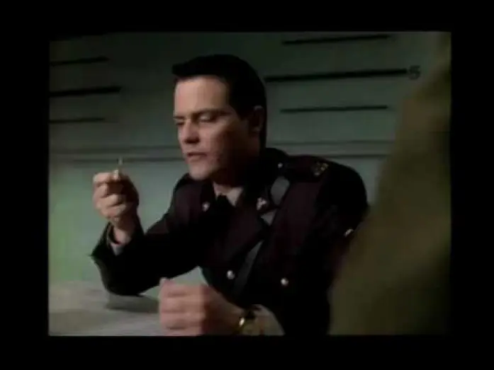 Video for the series Due South — Ein Mountie in Chicago (Deutscher Trailer) - Ausgerechnet Chicago