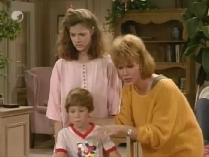 Video for the series ALF — ALF Hallo, da bin ich Trailer mit Intro