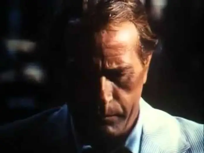 Видео к сериалу Kolchak: The Night Stalker — "Kolchak: The Night Stalker" TV Intro