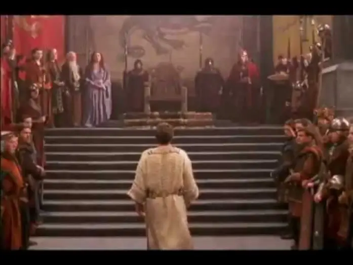 Video for the series The Mists of Avalon — Trailer - The Mists of Avalon (2001)