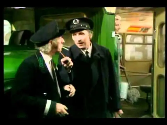 Video for the series On the Buses — ON THE BUSES - Clip from Season 5 Ep. 14 - Stan the 'Cleaning Lady'