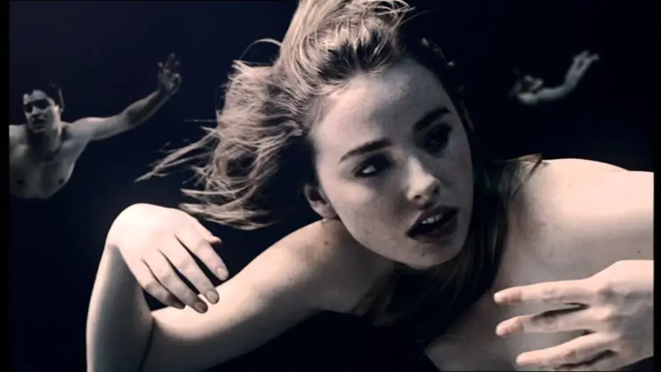 Видео к сериалу Skins — Skins - Series 5 Trailer
