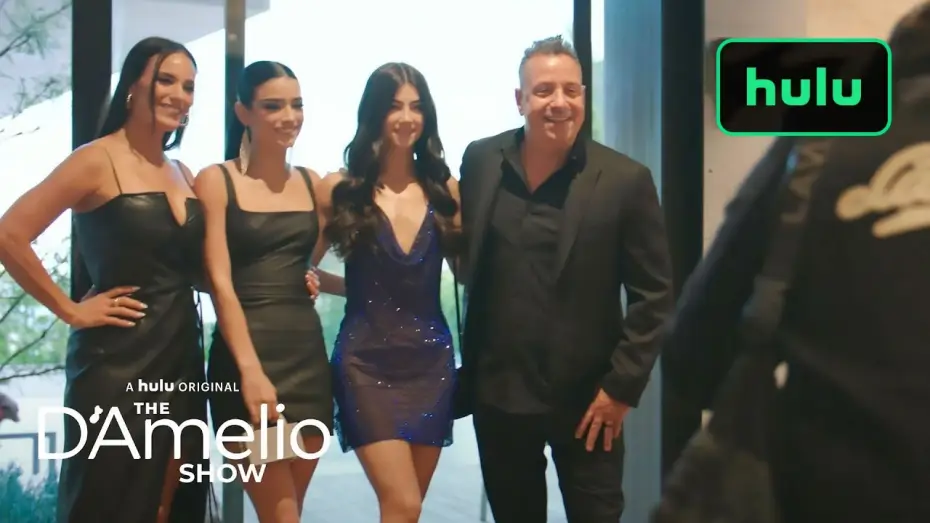 Video for the series The D'Amelio Show — First Look