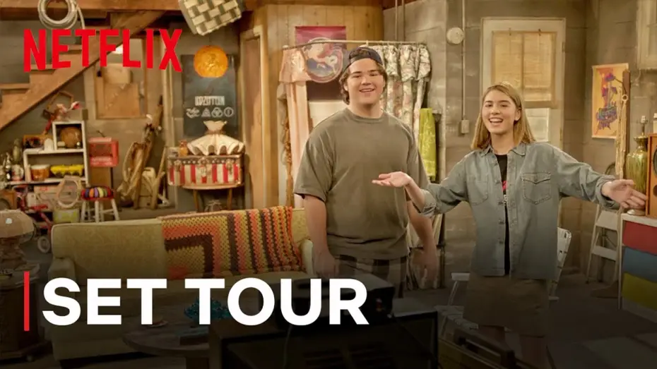 Video for the series That '90s Show — Set Tour