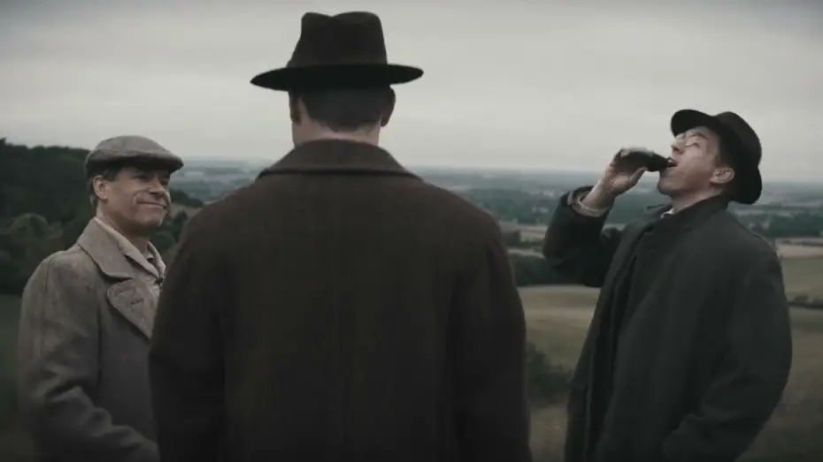 Video for the series A Spy Among Friends — Offizieller Trailer